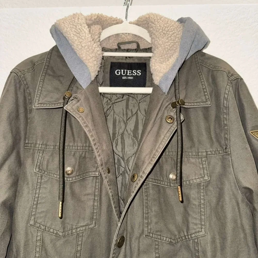 Guess Men's Size M Sherpa Lined Military Style Hooded Jacket Snap Button Olive